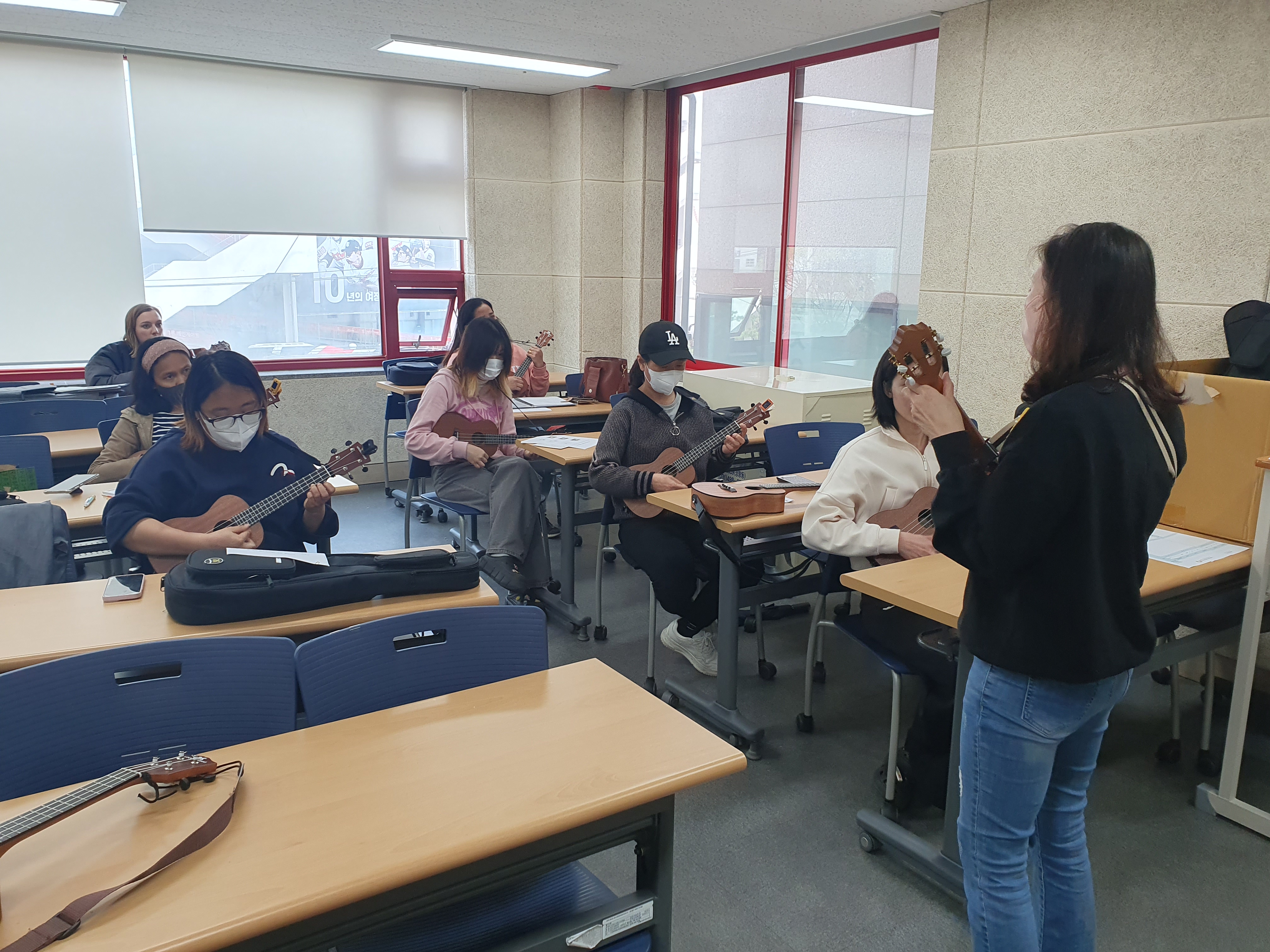 4월 18일  우쿨렐레 