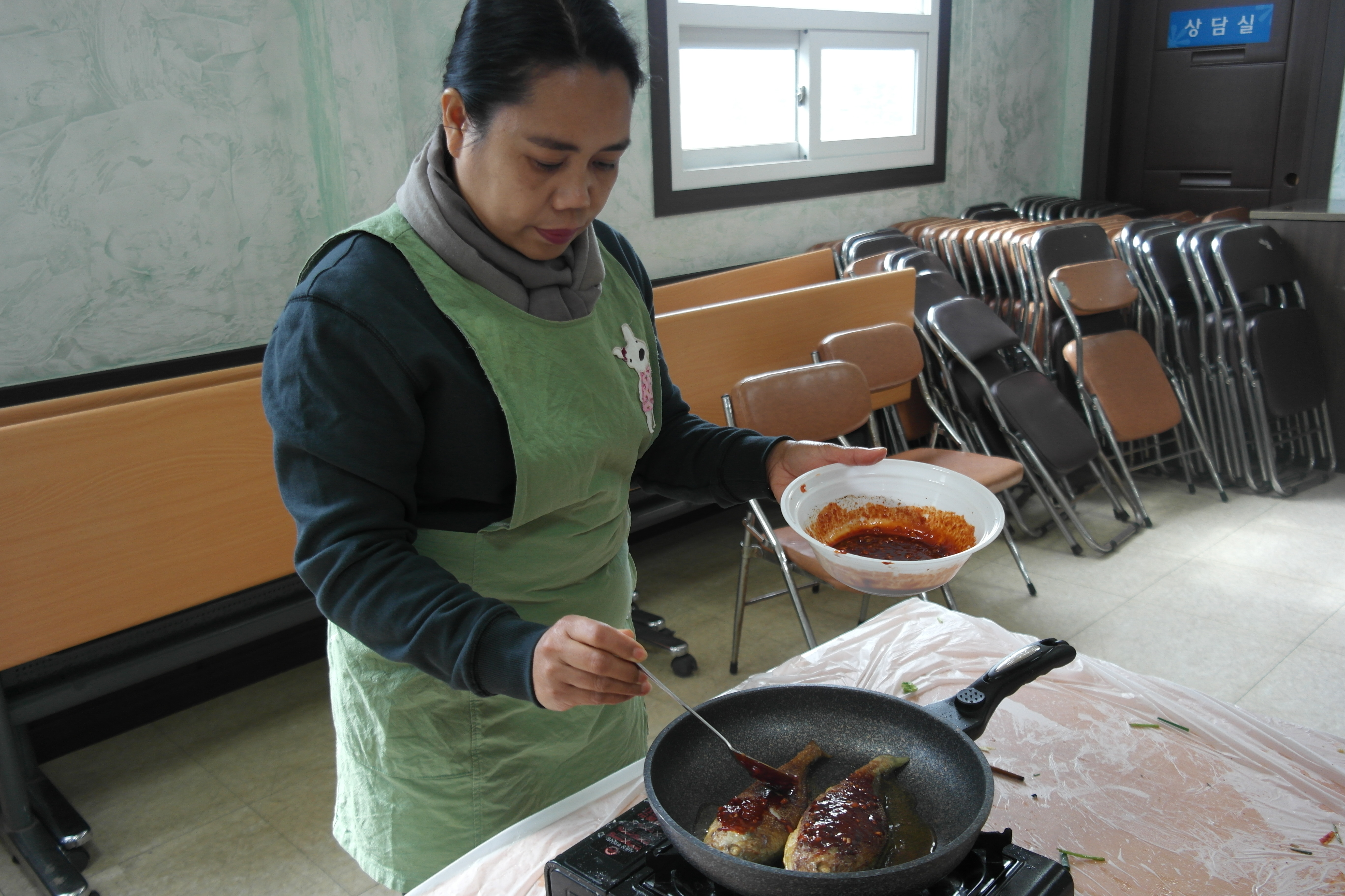 결혼이주여성 일자리 창출을 위한 한식조리사 자격증반 22, 23회기 운영