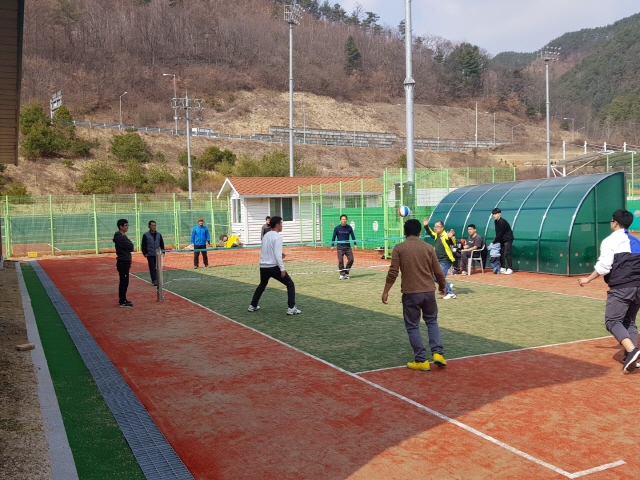 1차 아버지족구자조모임 실시