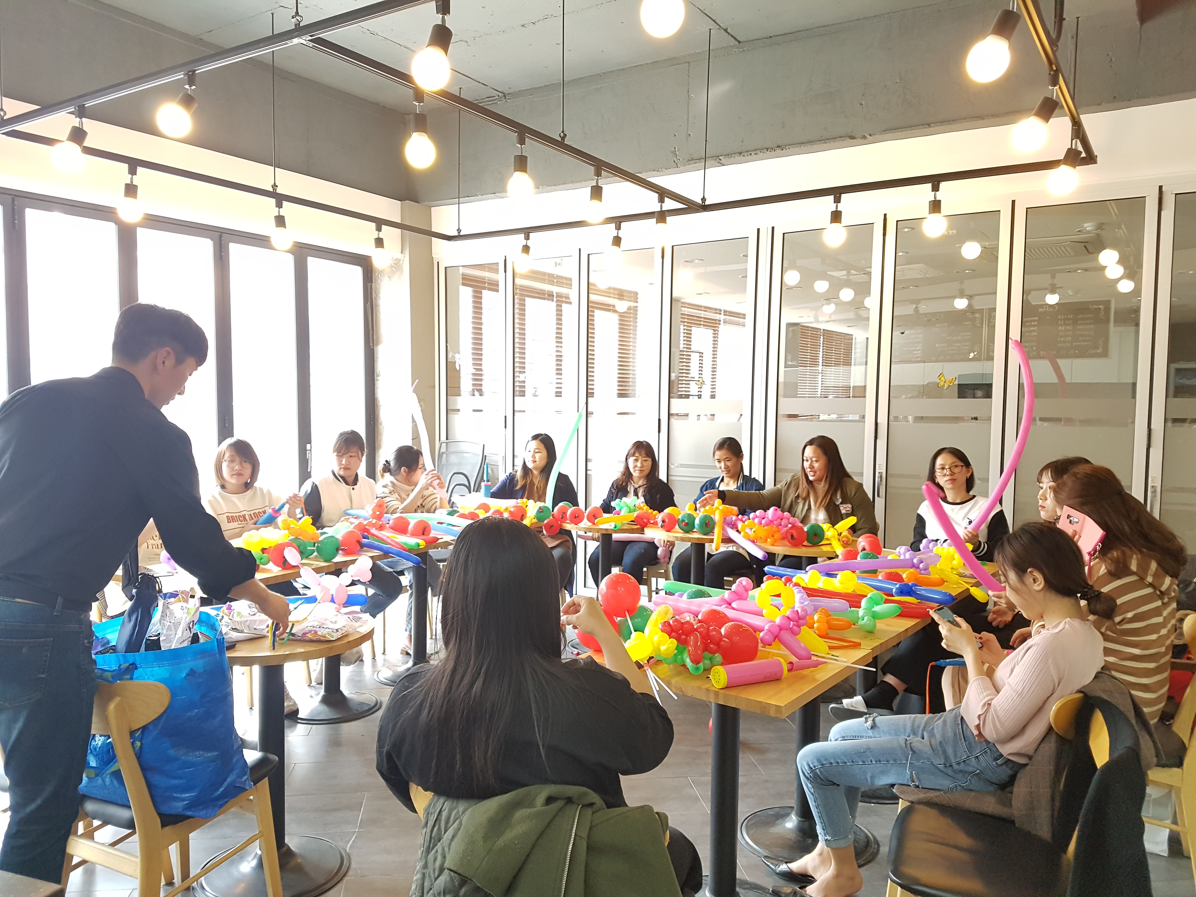 다문화가족 다울림 봉사단 풍선아트 소양교육