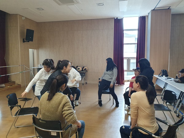 04.16 은하수인형극단 친밀감증진프로그램