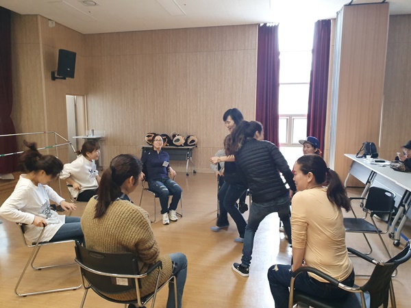 04.16 은하수인형극단 친밀감증진프로그램