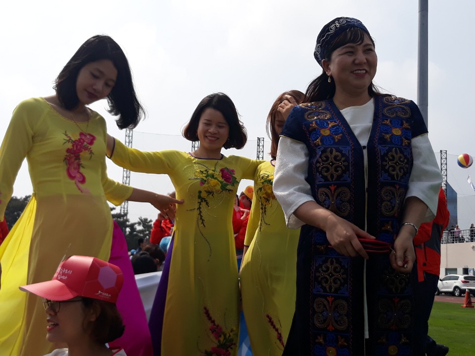 제53회 도민체육대회 다문화가족 개회식 참석 
