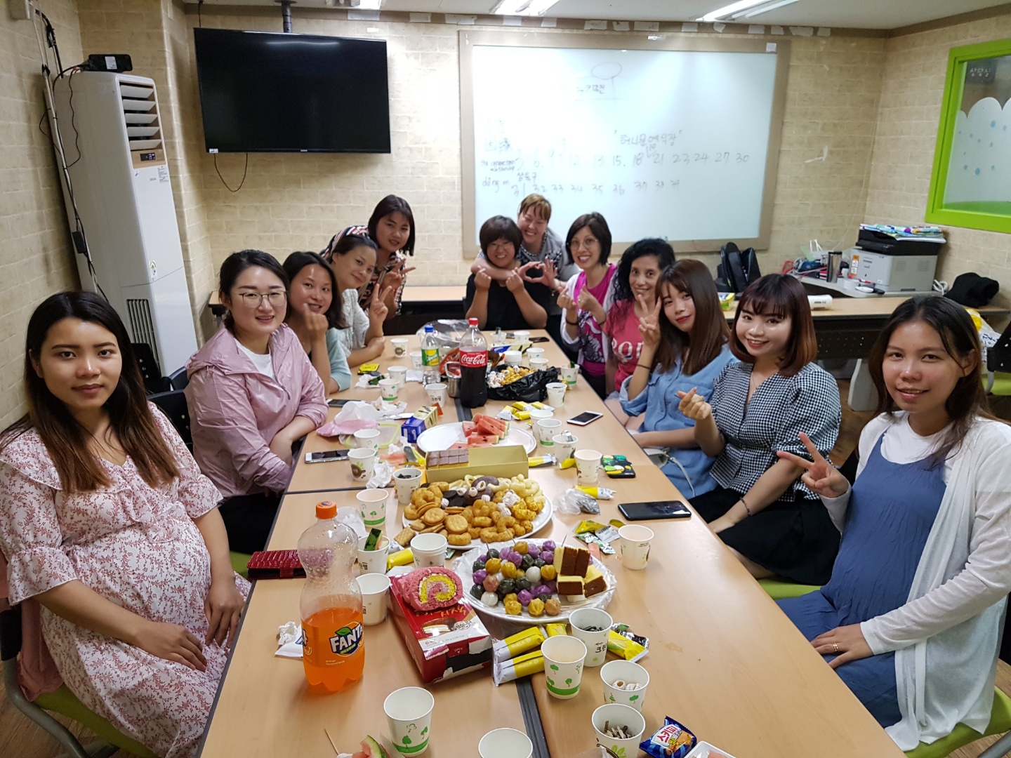한국어교육 방학식 진행~