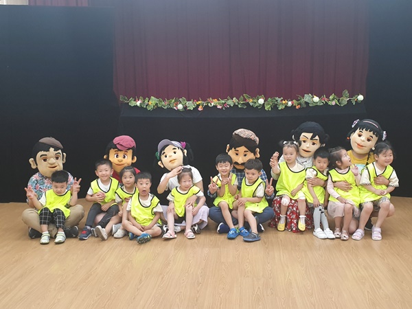 다문화 인식개선 인형극 관람_시화원광어린이집