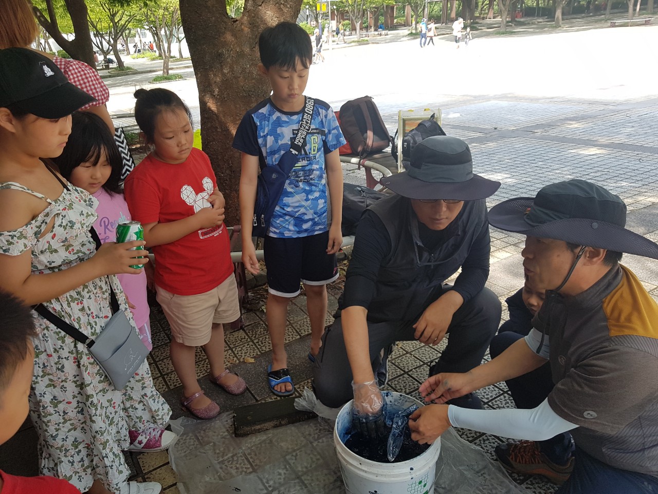 가족과 함께하는 숲체험 프로그램