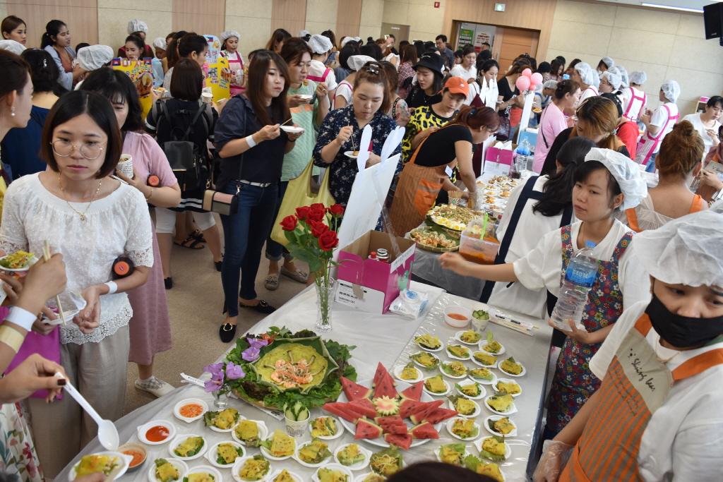 한가위 축제 “세계인의 밥상“