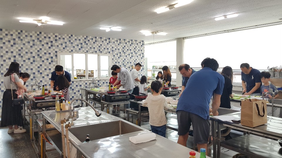 「몸짱! 마음짱! 건강한 우리가족」요리교실 진행