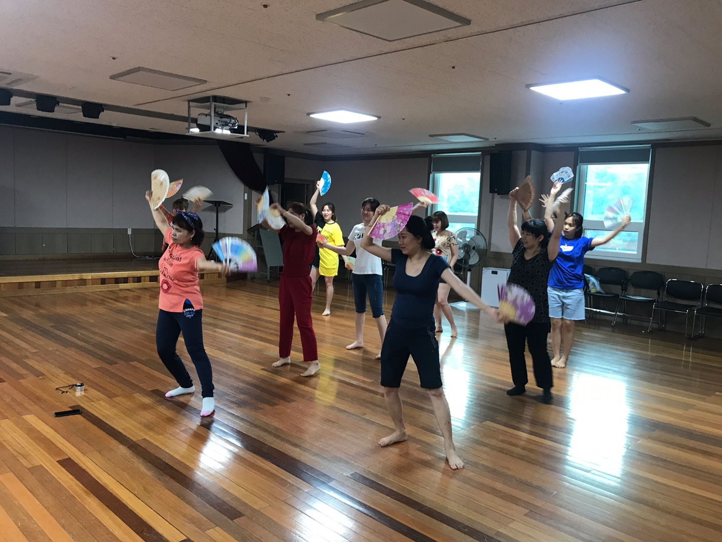 여성결혼이민자 자조모임 '댄스의 순정' 6월 진행 사진