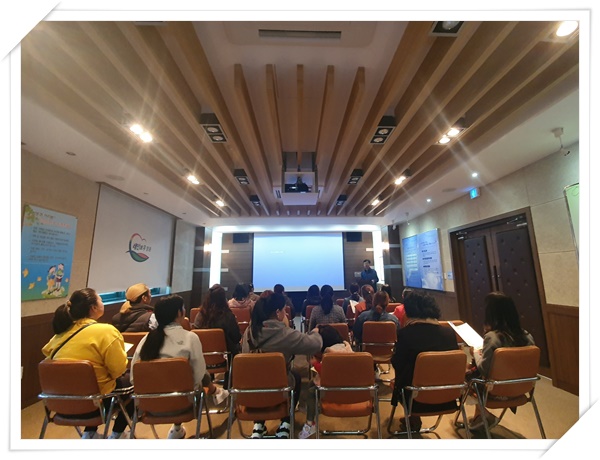우리지역 시설 견학및 전통음식 체험 진행