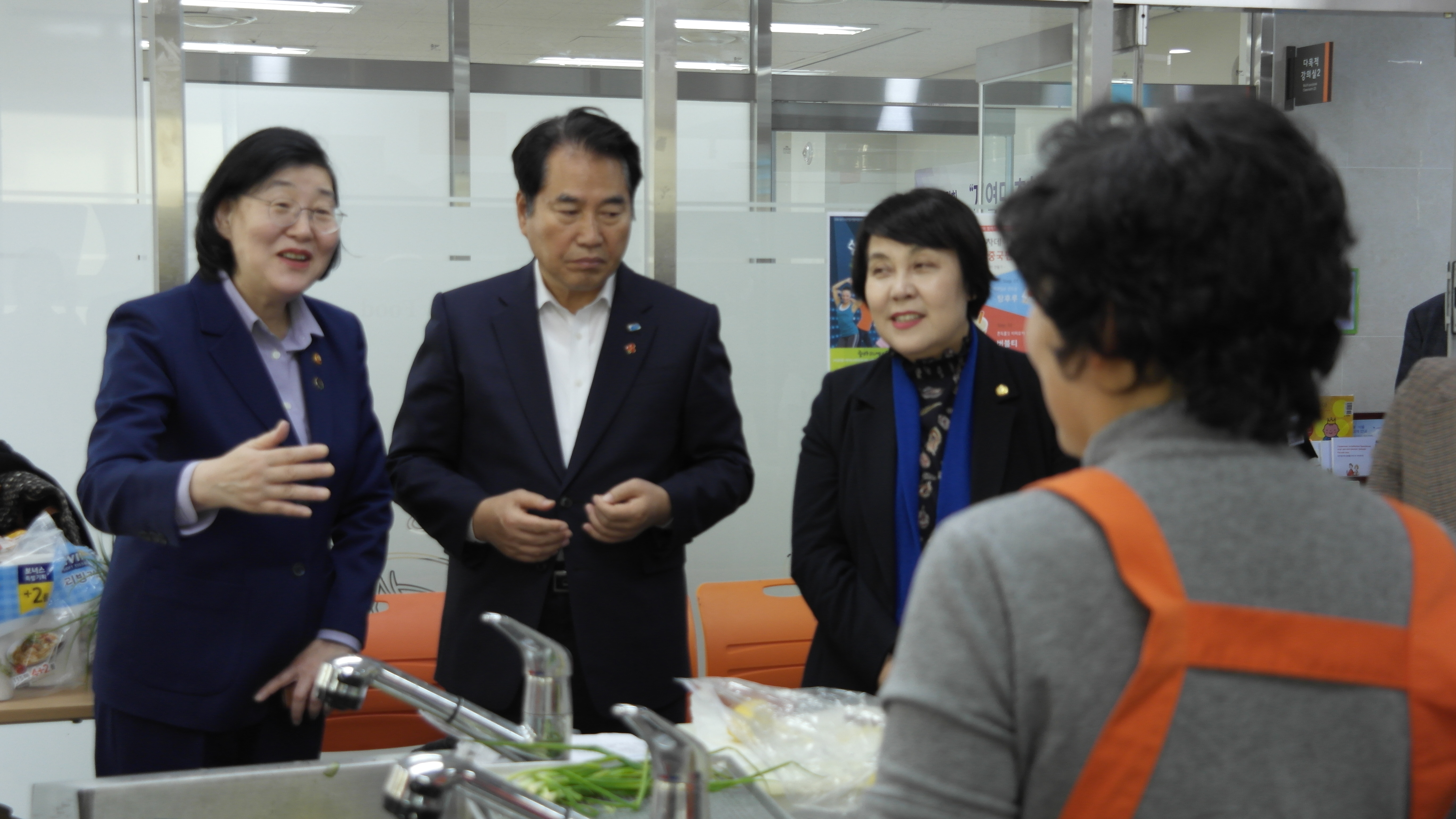 여성가족부 '이정옥'장관, '백군기' 용인시장 용인시가족센터 방문