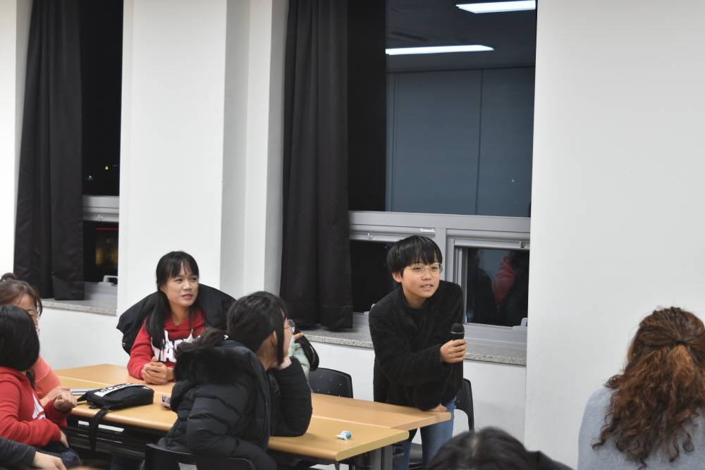 모두가족봉사단 평가회 및 해단식