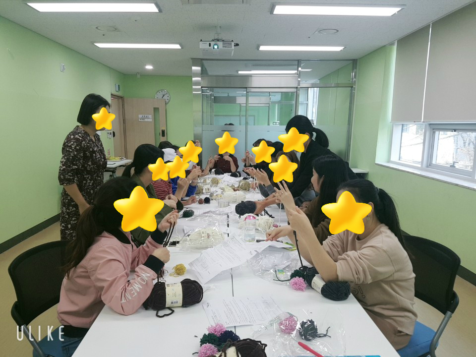 [자조모임] 베트남 반반한 모임, 10월 아이목도리 만들기