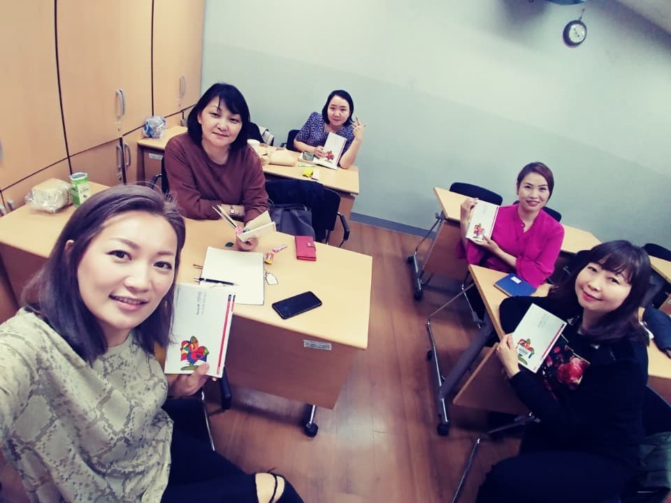몽골 결혼이민자 자조모임 - 독서활동 (2019.04.26.)