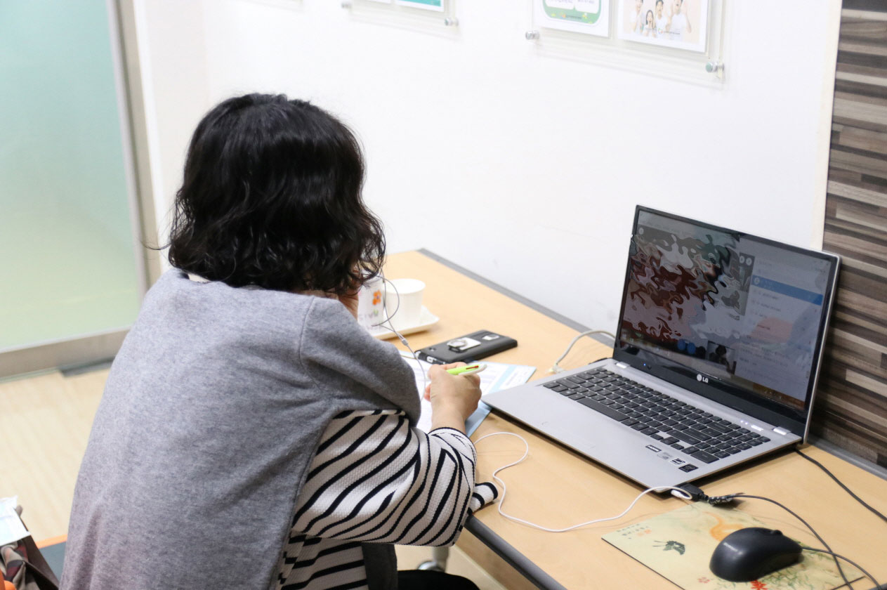 특수목적 한국어 화상교육(특강_토픽_쓰기) 진행