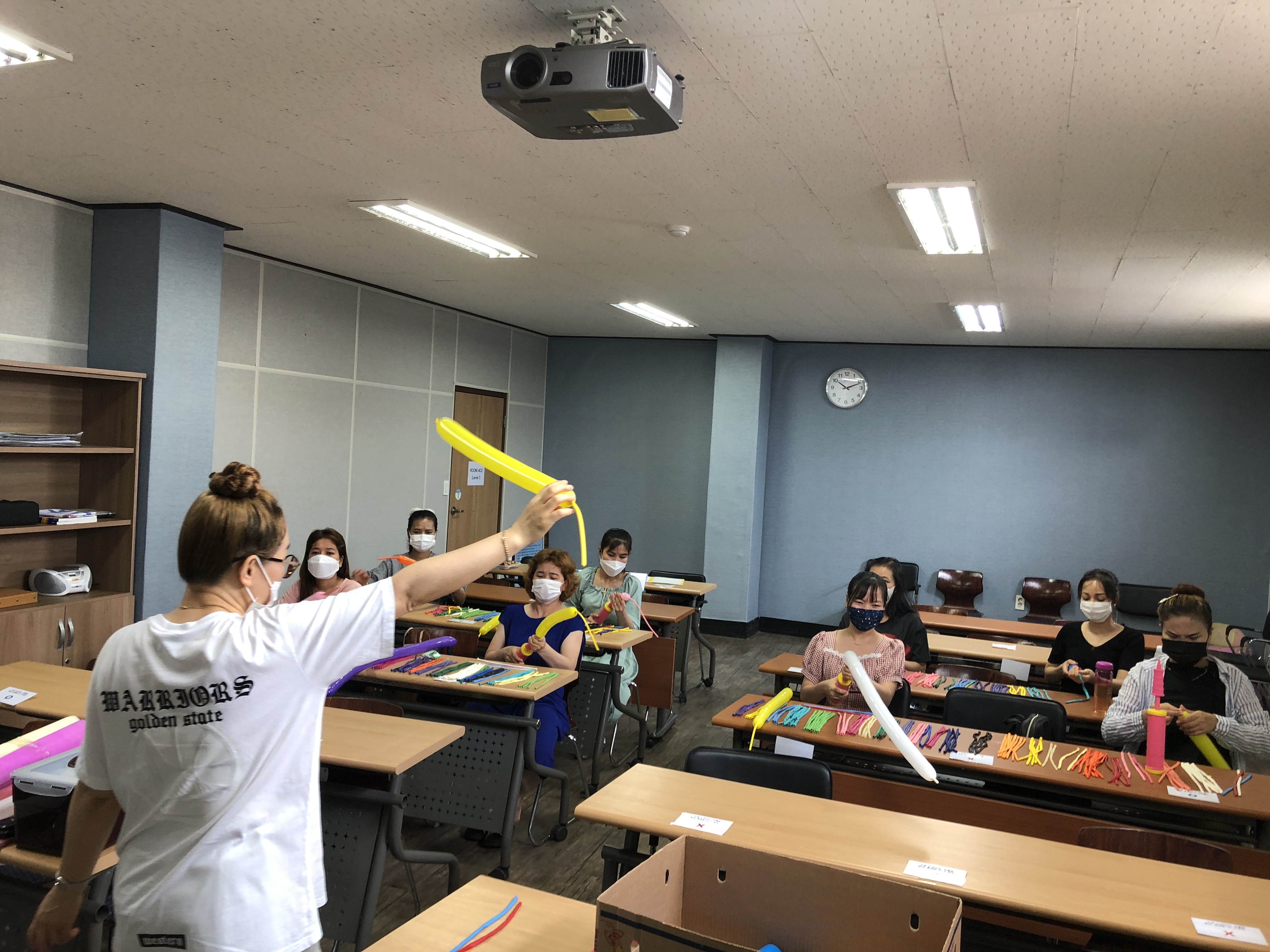 나눔봉사단 기초소양교육(풍선아트)