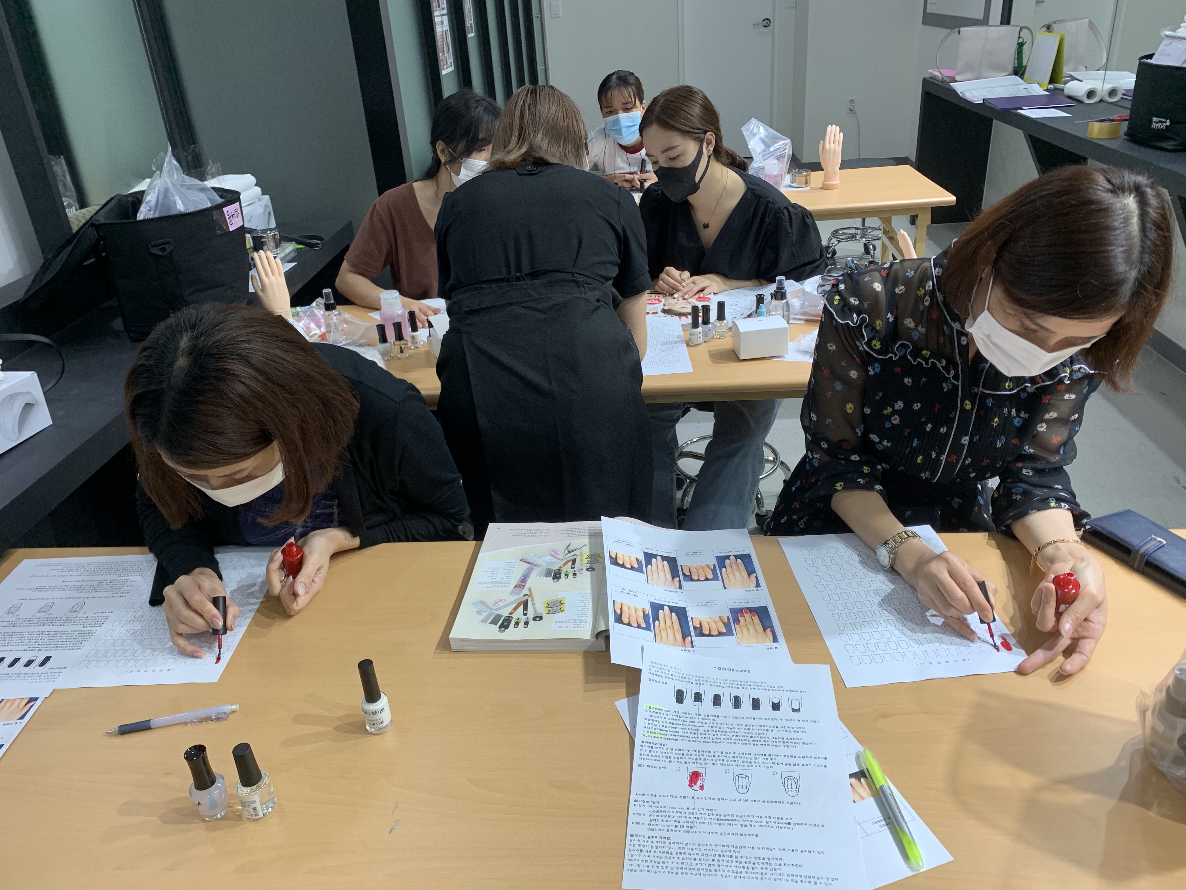 결혼이민자 직업훈련교육(네일 국가자격증) 