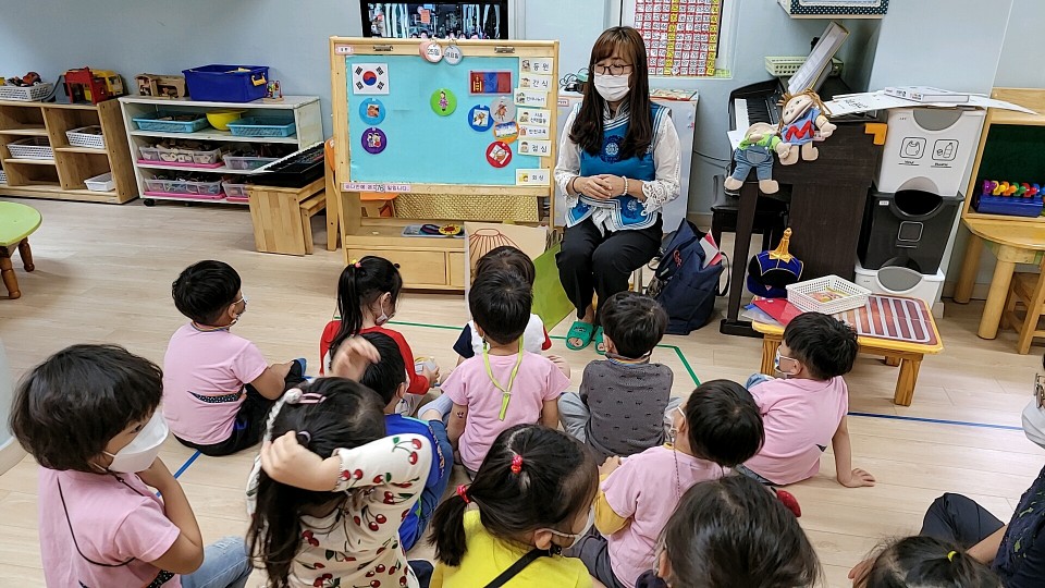 안녕~다문화이해교육은 처음이지~?