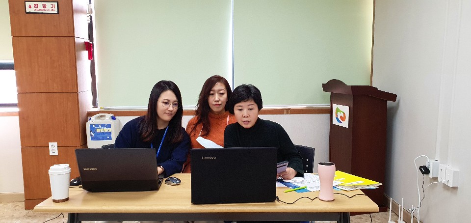 치파오 동아리 온라인(ZOOM)회의로 평가회 진행 