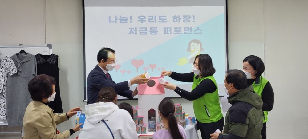 그림입니다.원본 그림의 이름: CLP000008a00001.bmp원본 그림의 크기: 가로 1421pixel, 세로 643pixel
