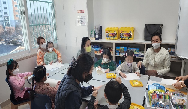 석남동공동육아나눔터 유아상시프로그램 '만지작만지작 창의활동' 개강