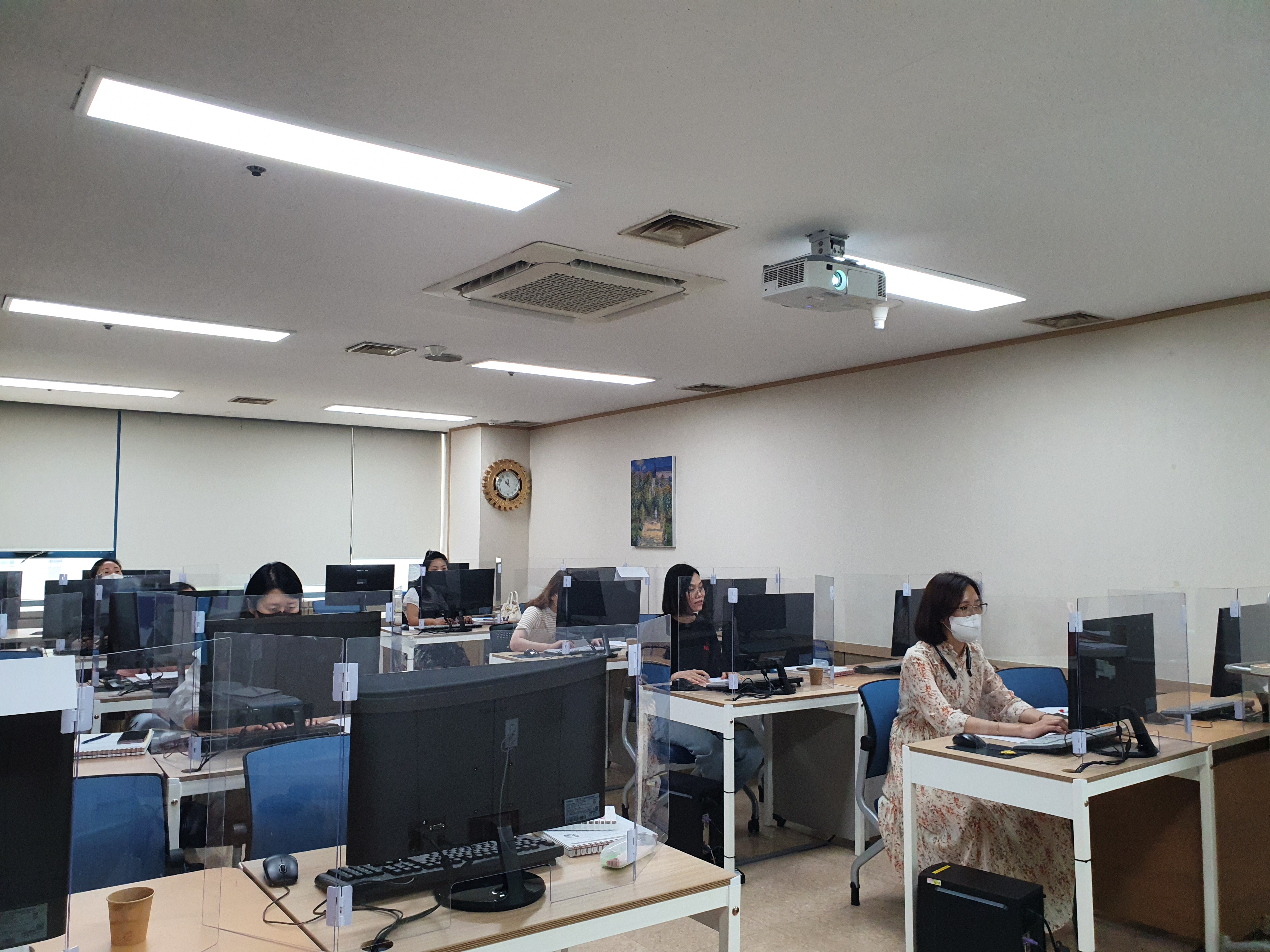 ITQ한글 자격증 취득과정 '도전하는 그녀들'