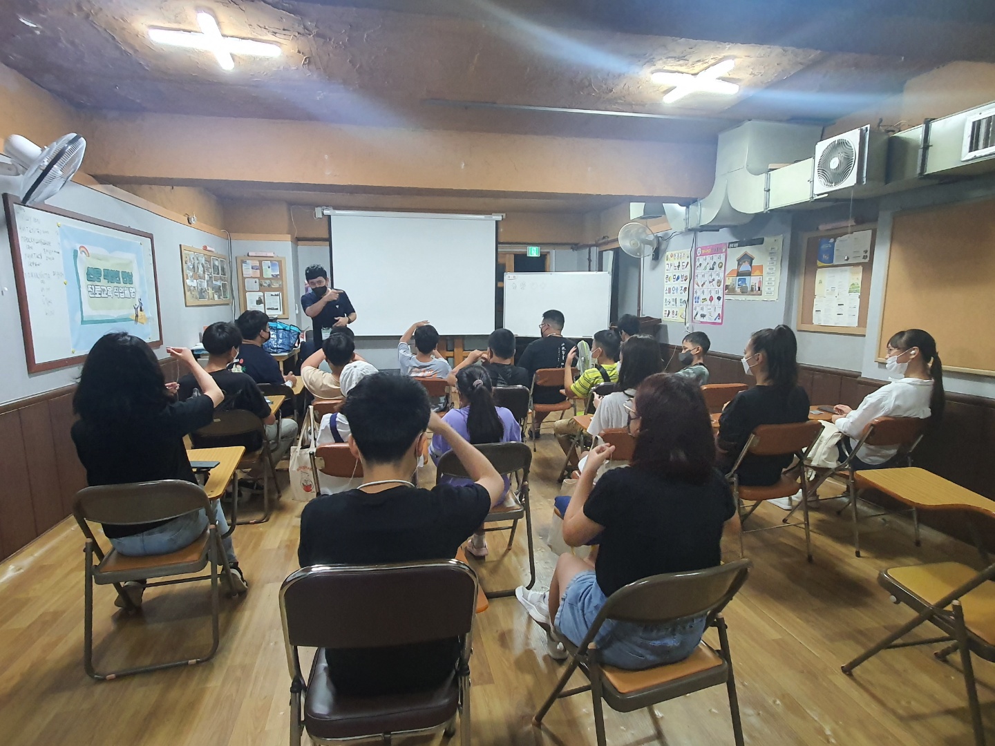 글로벌 드림 다문화 연구소와 연계한 7월 놀면뭐하니?(마술) 프로그램 이렇게 진행되었어요~