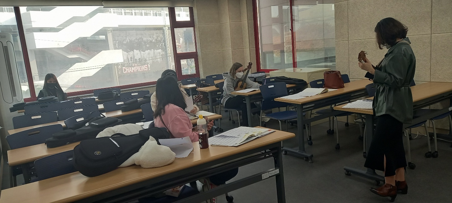 알로하 우쿨렐레 동아리 (우쿨렐레 악기 배우기 33회기)