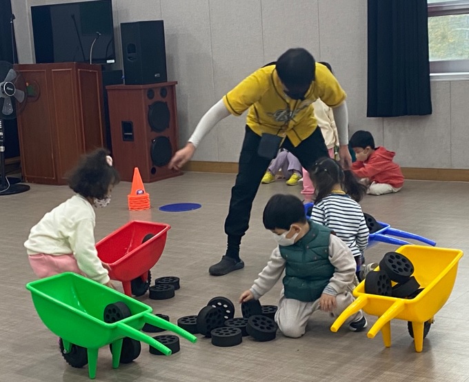 ［공동육아나눔터］상시프로그램 '다양하게 놀아보자'2회기