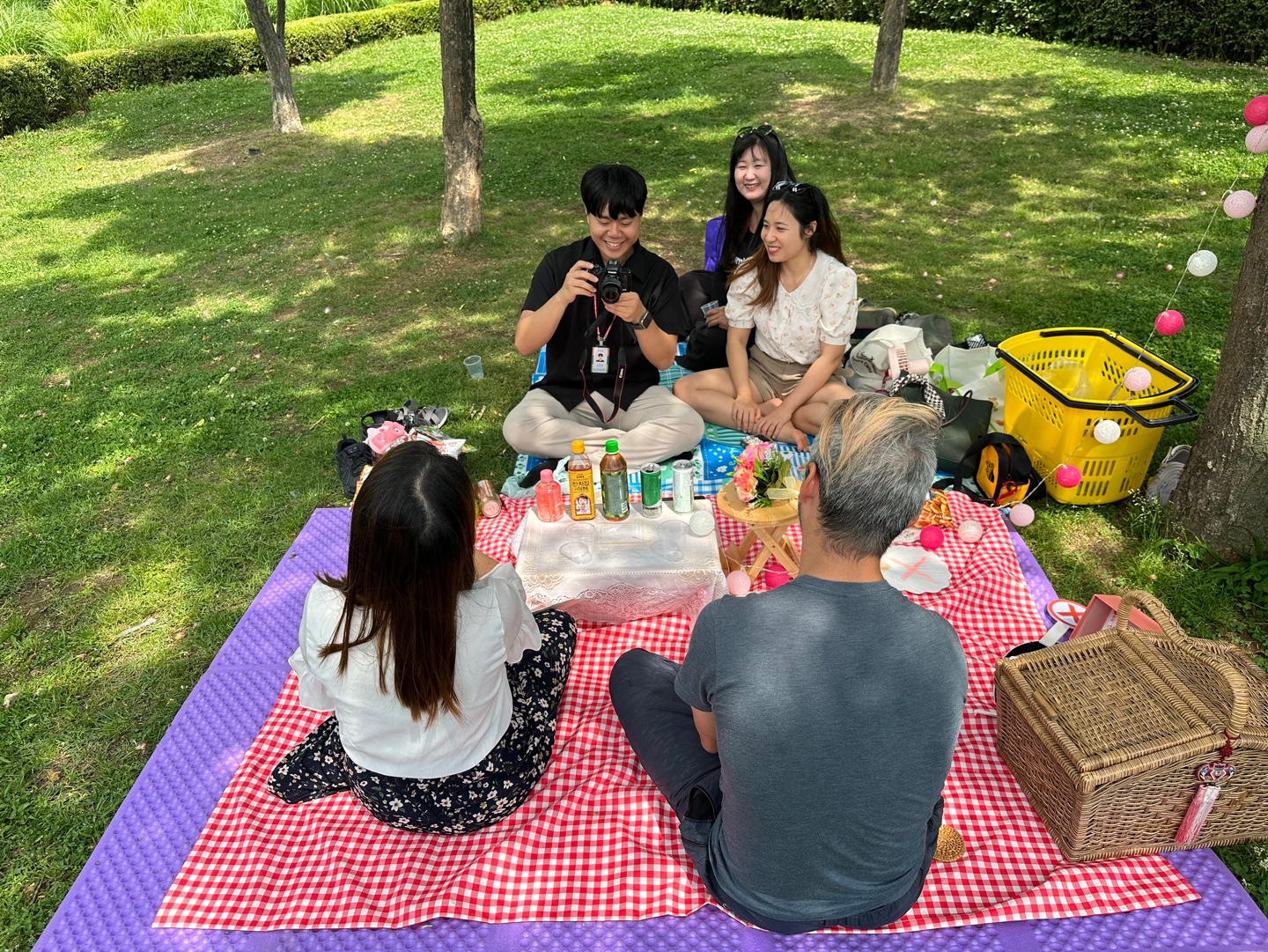 취미인 동아리 활동 2회기 (방화수류정 피크닉 및 간식 리뷰 동영상 촬영)