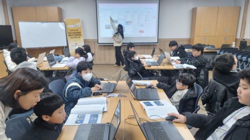 사회성발달 프로그램 ‘사회성 UP! AI와 함께 성장하기’ - 5회기 현장모습1